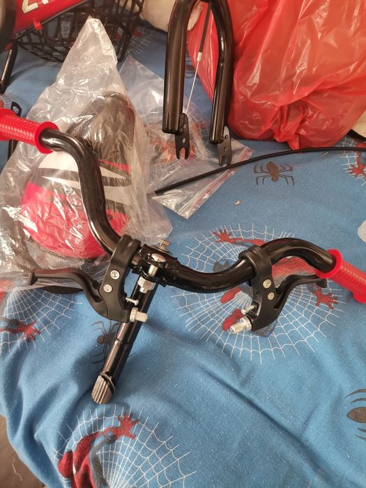 Детски велосипед с тренировъчни колела