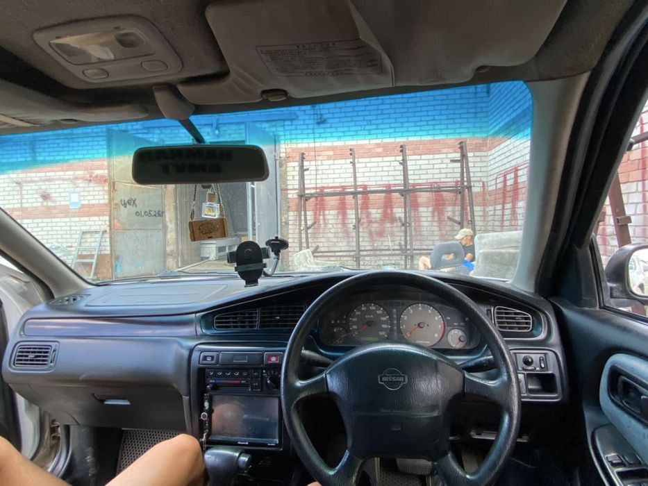 Продам Nissan bluebird