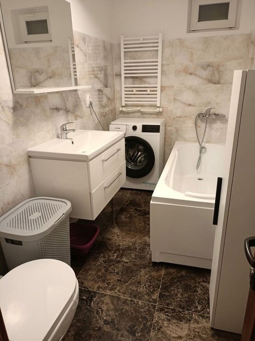 Vând apartament 3 camere