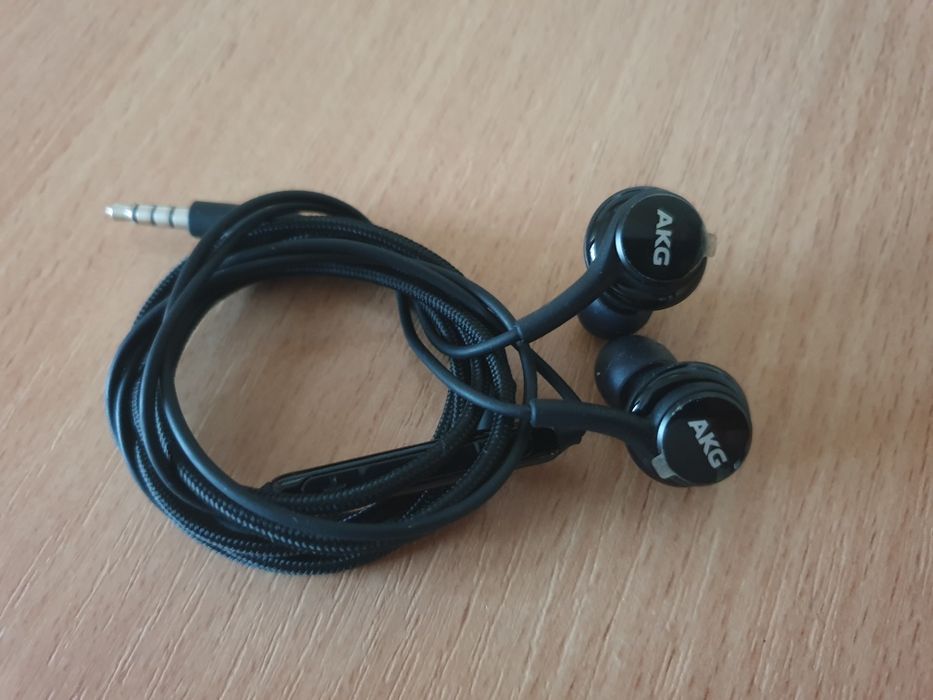 Casti alergare handsfree originale Samsung AKG cu jack sau USB-C