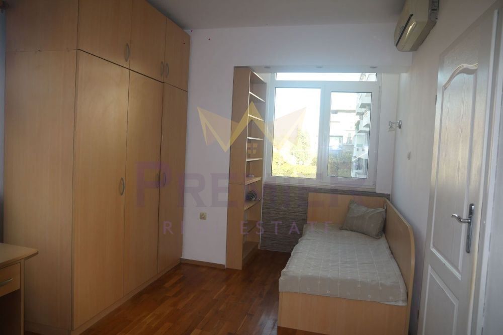 Дава се под наем Тристаен апартамент в Варна, Общината - 60 кв.м за 560 € - Снимка #10
