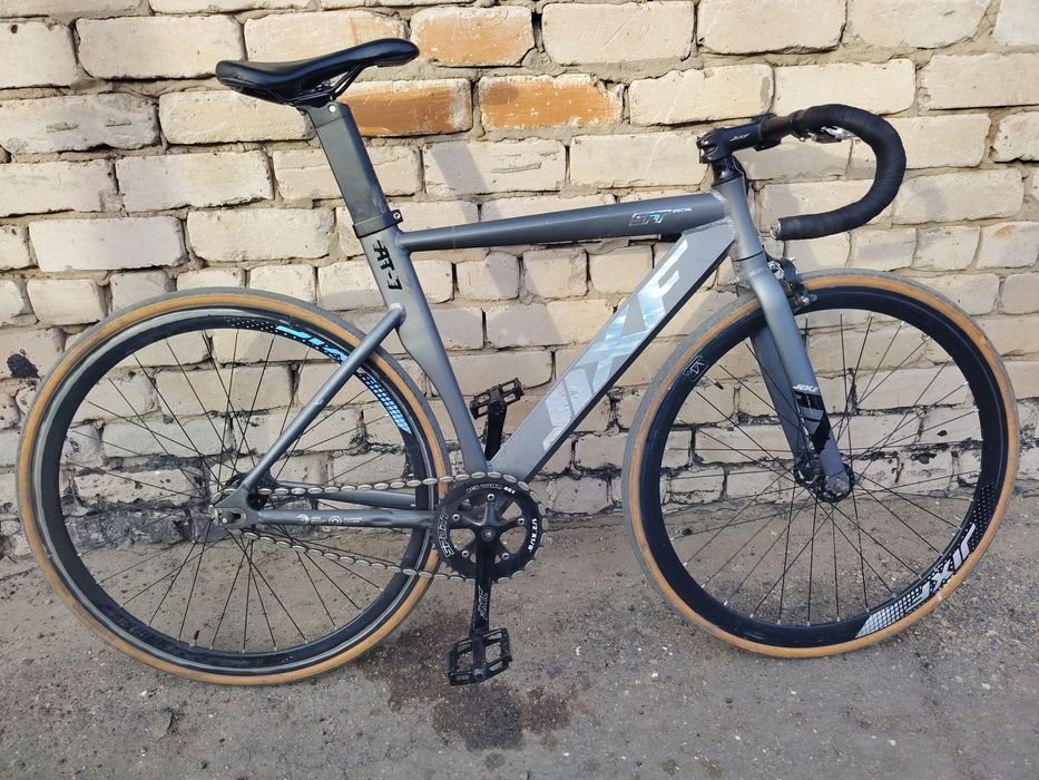 Продаю фикс jixf