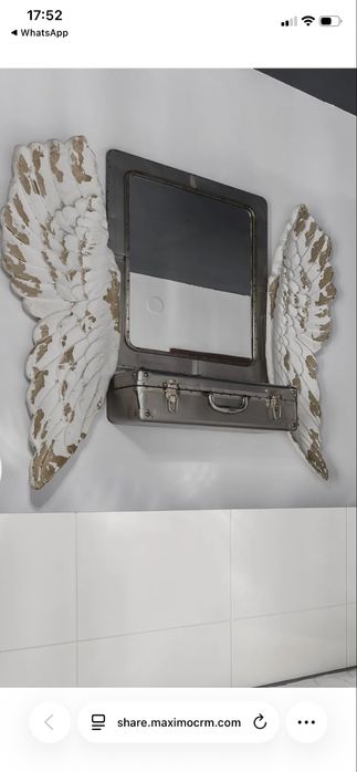 Obiecte decor aripi inger valiza oglinda