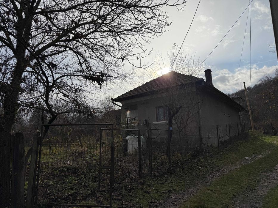 Oferta! Casa La Tara In Zona De Deal jud.Arges/Iesirea Catre Bradet A1