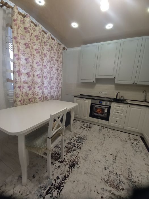 Продаётся 3х ком кв Саина 36б