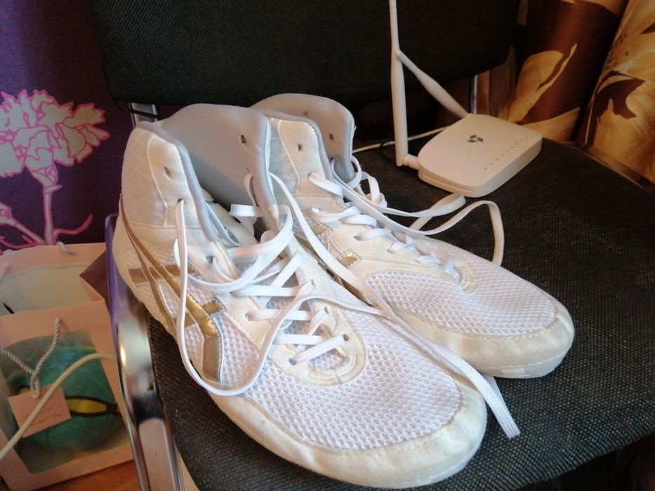 Продам борцов для  борьбы