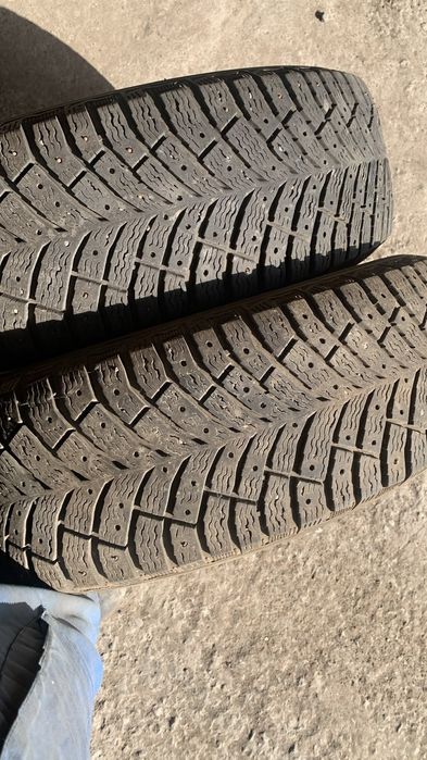 Шины  215/65R16  Michelin