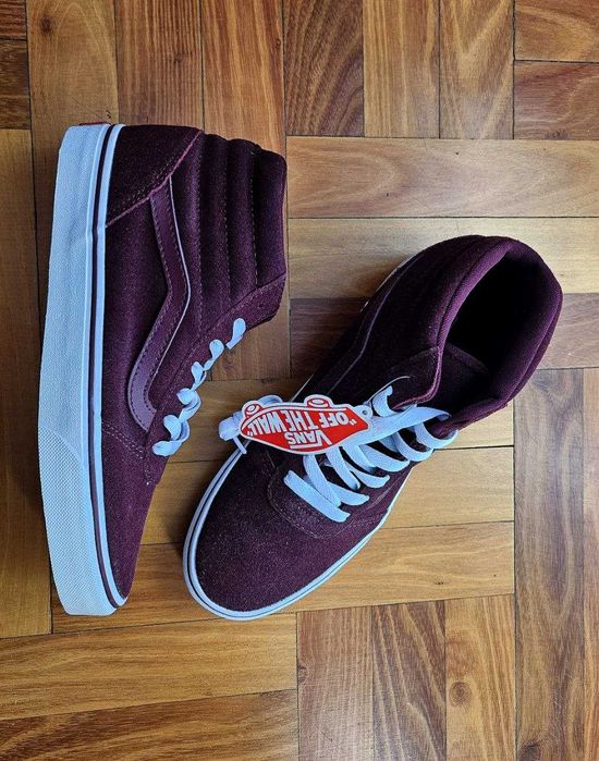 Нови дамски кецове VANS / Ванс - с етикет