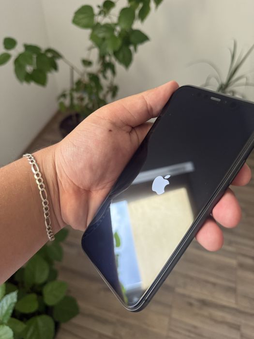 iPhone 11 Black – 128 GB – Aspect excelent – pret negociabil