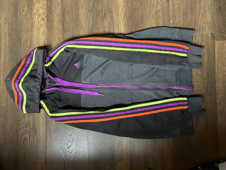 Adidas performance essentials