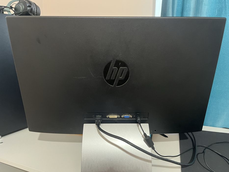 Монитор HP Pavilion 23xi