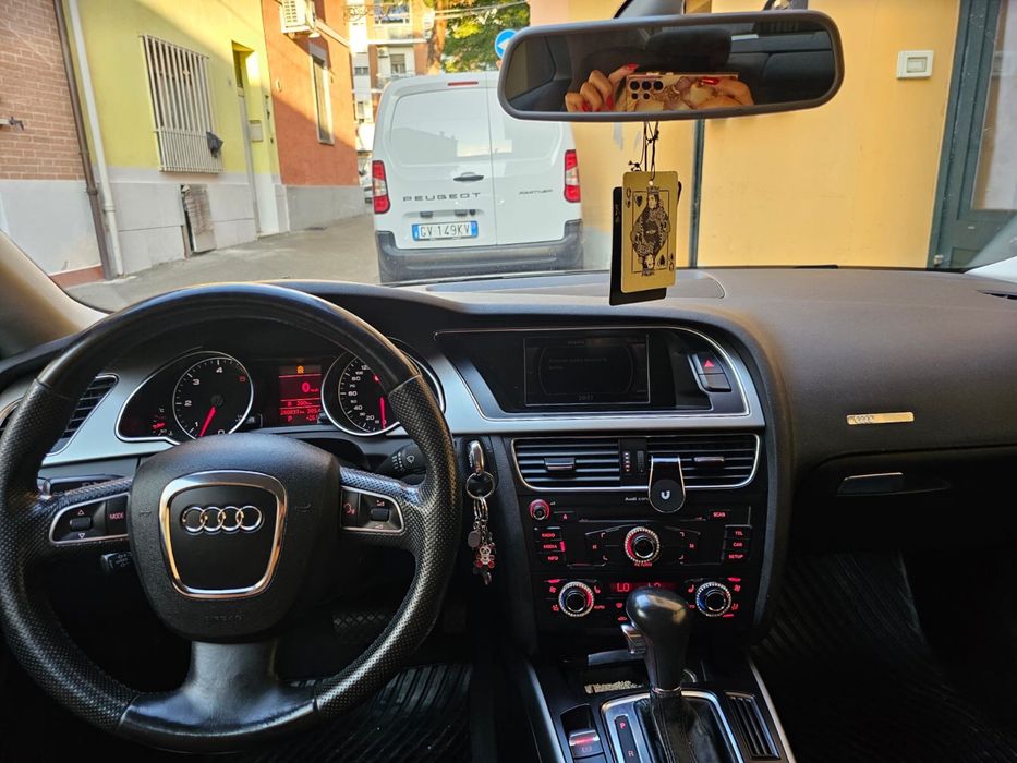 Vând Audi A5 coupe 2.7 TDI Automat