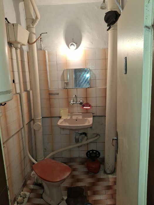 Продава се Тристаен апартамент в Търговище, Запад 2 - 77 кв.м за 1060 €/кв.м - Снимка #10