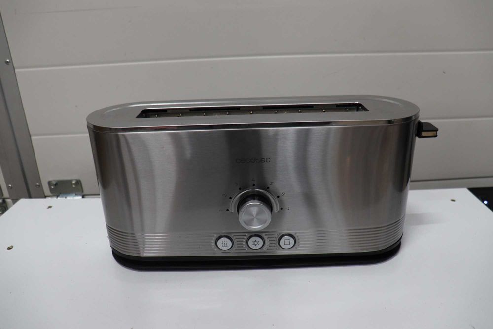 Вертикален тостер Cecotec Shine&Toast, 1050W, 2 филийки,LED, неръждаем