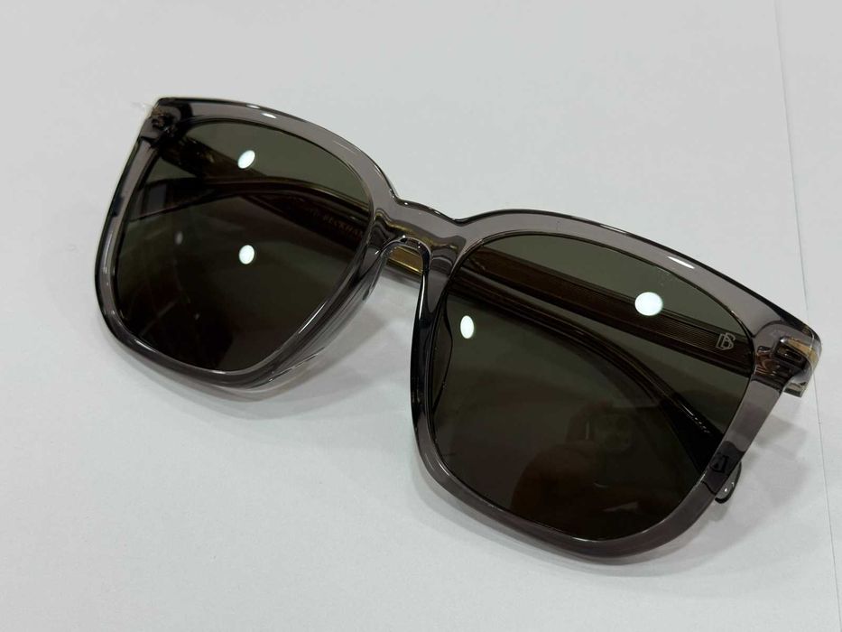 Нови мъжки слънчеви очила David Beckham DB 1071/F/S