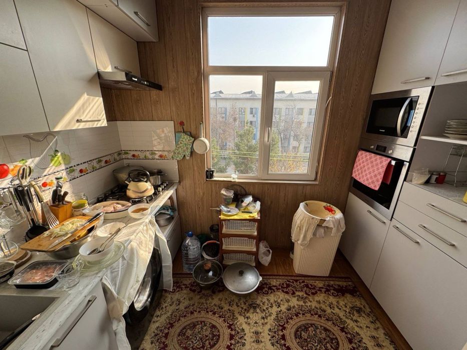 Каартира сергели 7 3/4/5 2х6 балкон 72000&