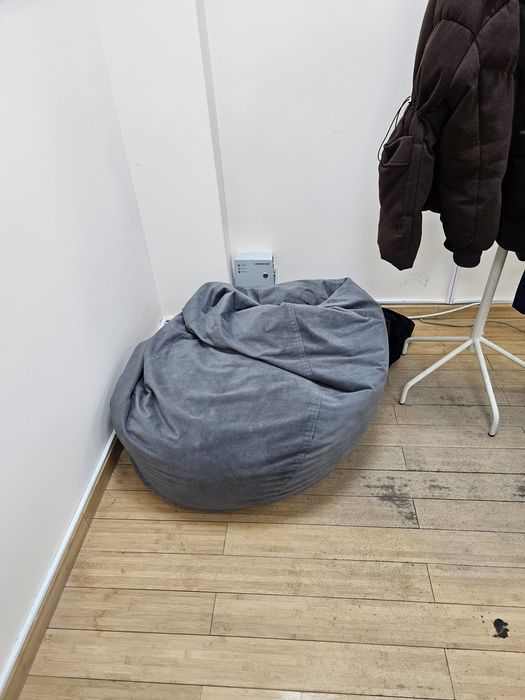 Продам пуфик для офиса или для дома