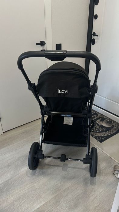 Продам коляску Loveli
