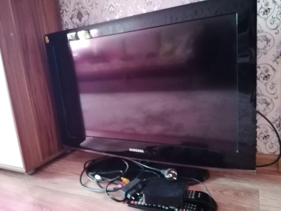 Телевизор Samsung