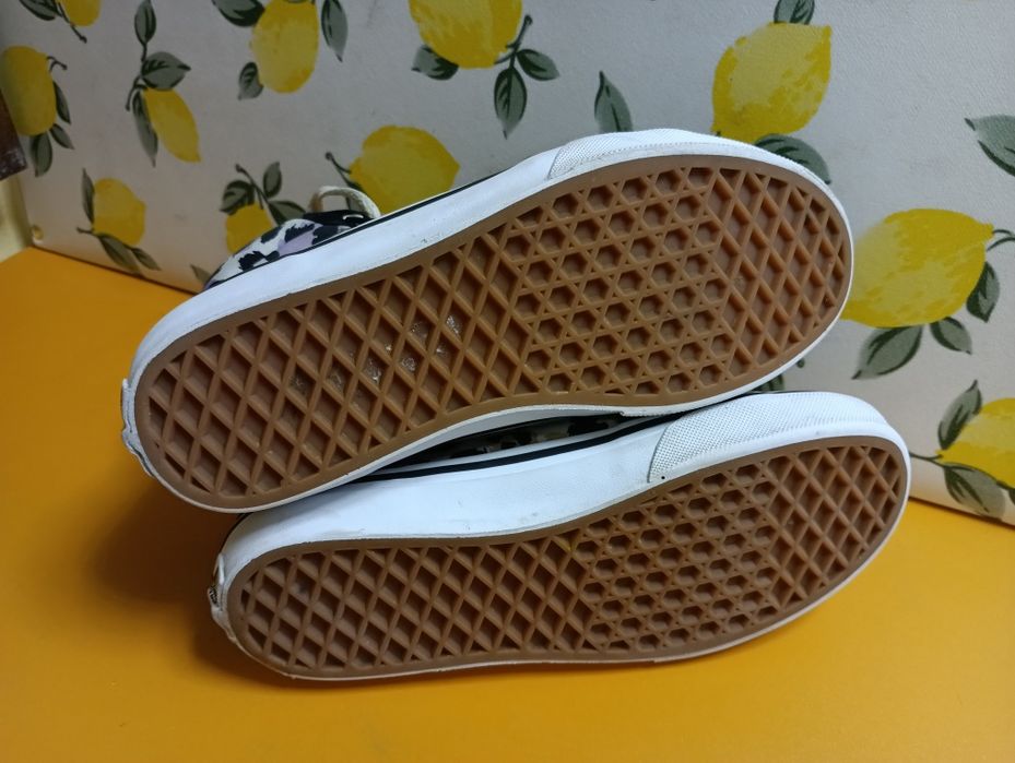 Vans кожени N 36 - 27 лв