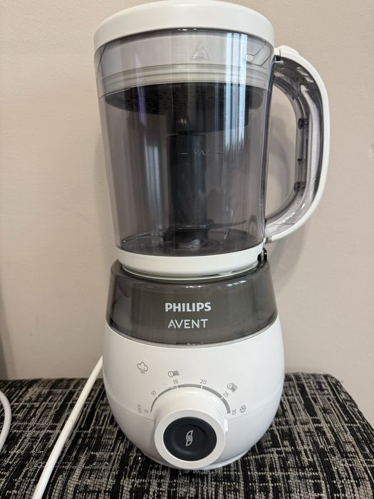 Помощници за бебе /стерилизатор и уред за готвене на пара