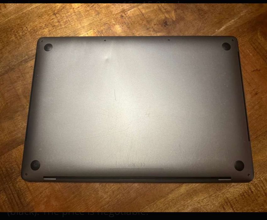 Macbook Pro 15 i7 (с нов екран и клавиатура)