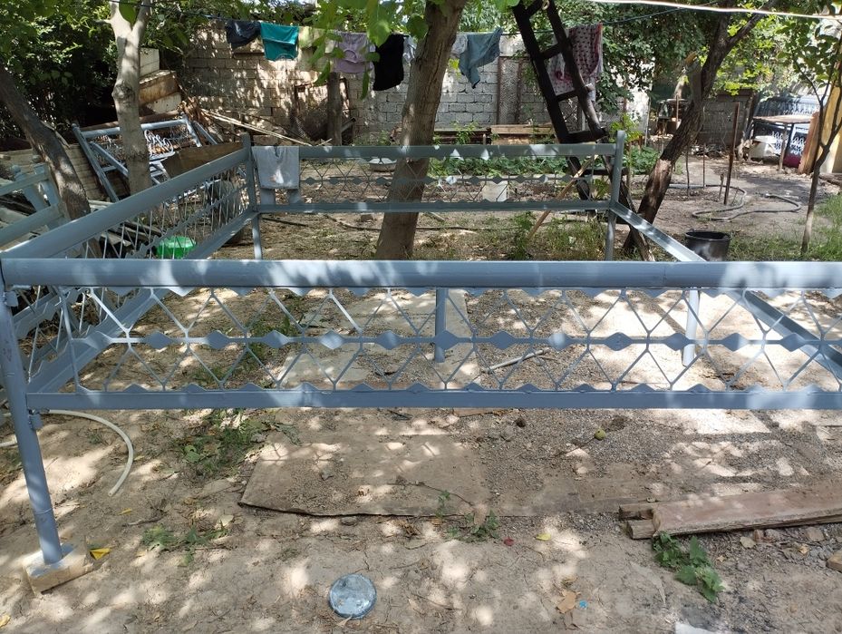 Тапчан 2.5 × 2.5 метрли  разборни ишлатмаган ески уголок  бакуват