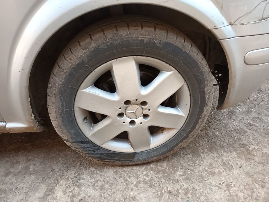 Dezmembrari  Mercedes-Benz VITO / VIANO (W639)  2003  > 2014 115 CDI