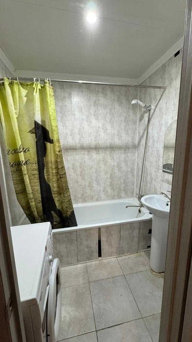 продается 2 комн кв р-н Ремзавод