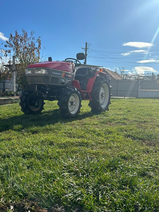 Tractor japonez Yanmar F220 D + freză de sol.