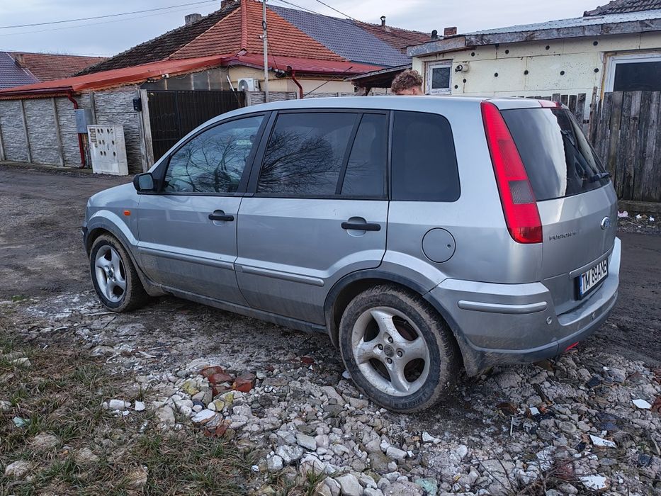 Vând auto.  Ford fusion +