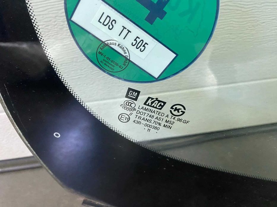 GM Лобовое стекло MALIBU 1