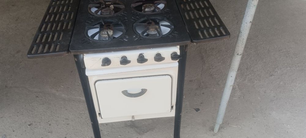 Газ плита 4 канфорка рабочи