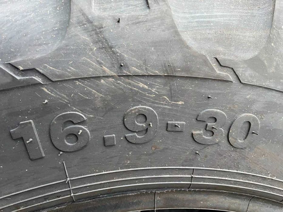 Anvelope noi de tractor spate cu garantie OZKA 16.9-30 14pliuri