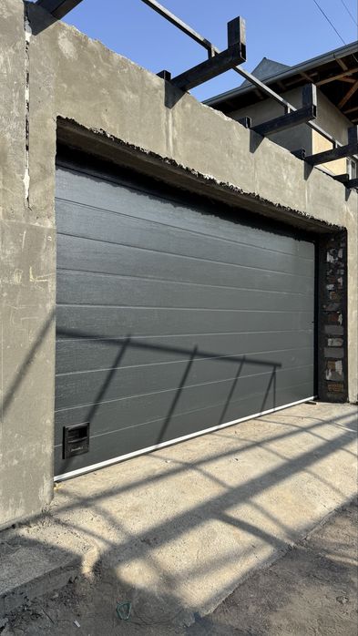 Секционные ворота ремонт и установка