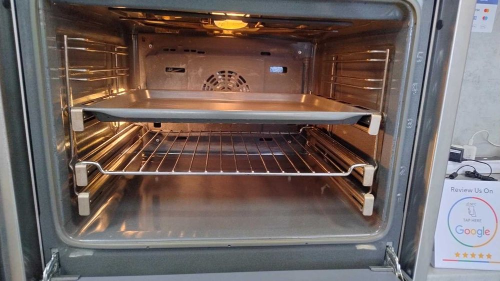 A+ Фурна за вграждане Siemens-Сименс iQ700 ecoClean 3D