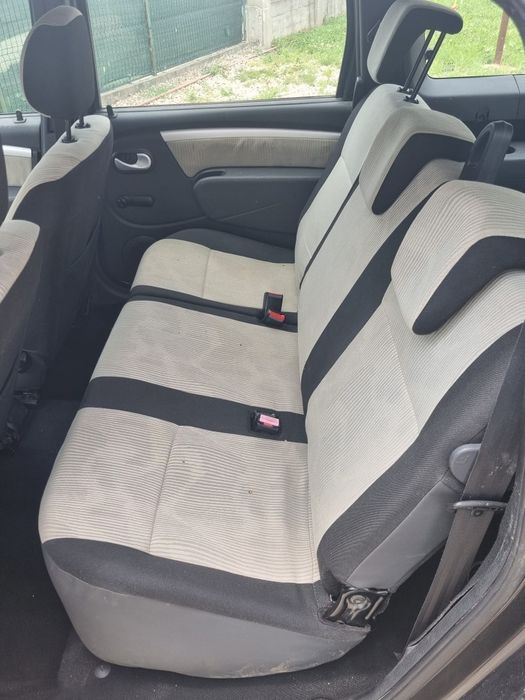 Dacia Logan MCV 1.5 duci 7 loc