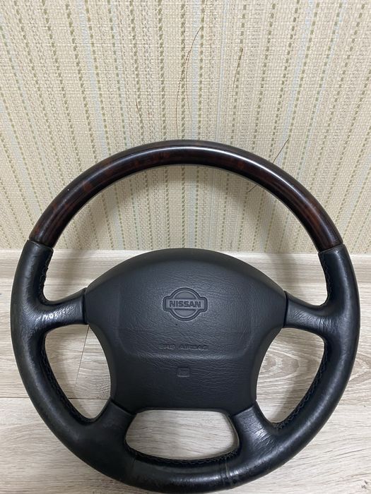 Руль nissan primera