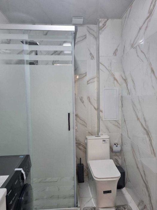 ПРОДАЕТСЯ 2/2/4 63м2 на: ул. Навои Урда