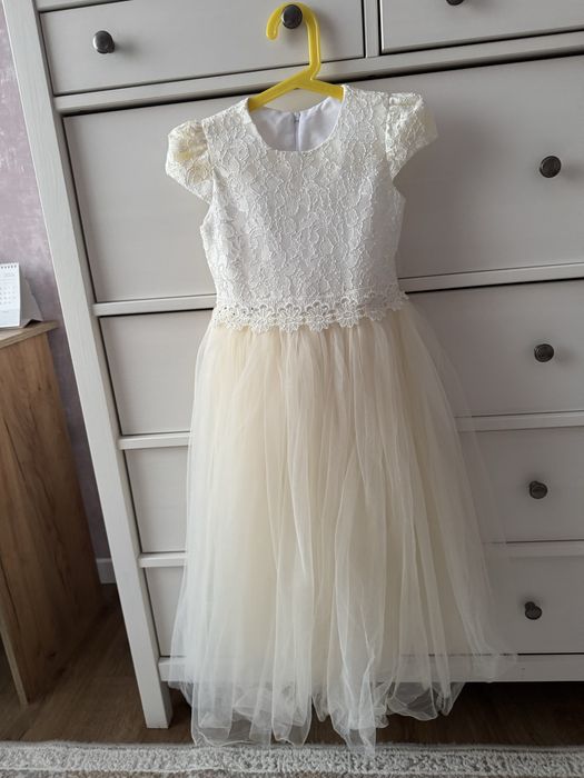 Платье на девочку