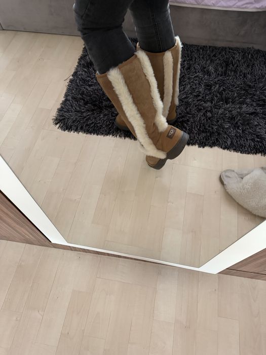 Оригинални ботуши UGG