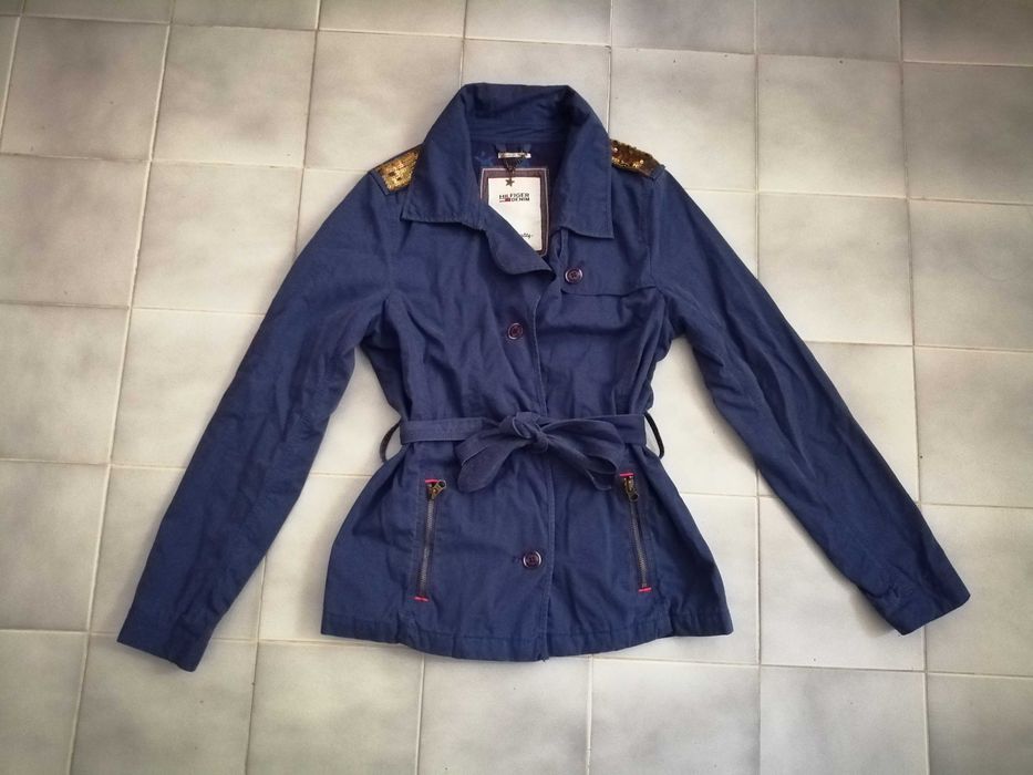 Tommy Hilfiger оригинално дамско преходно яке с колан и пайети р-р M