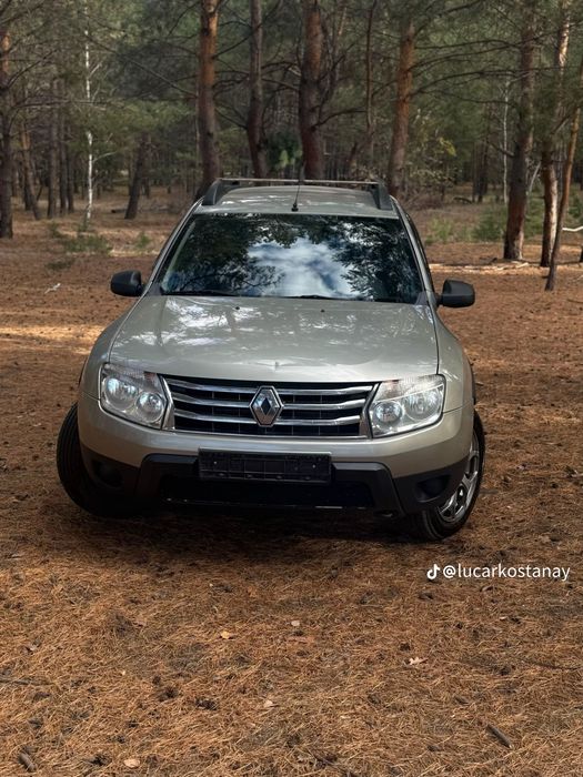 Продам рено дастер