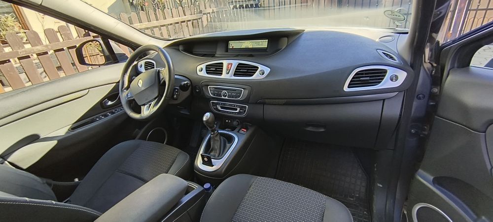 RENAULT Scenic 2010 — imagine 4