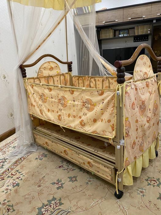 Продается детский кровать манеж