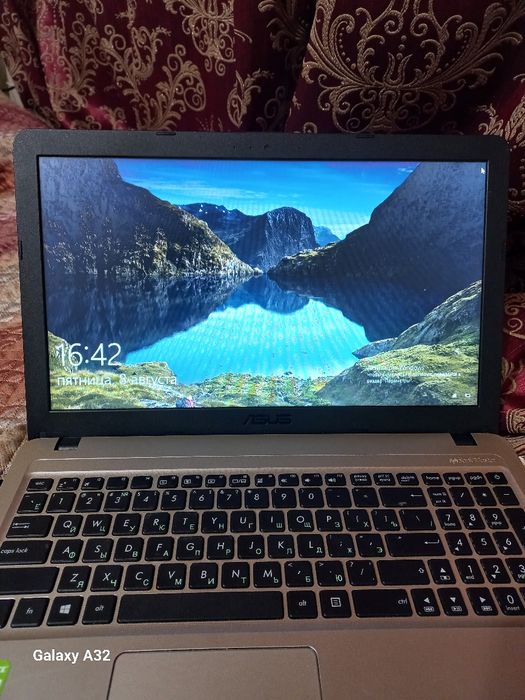 Asus x540u ноутбук