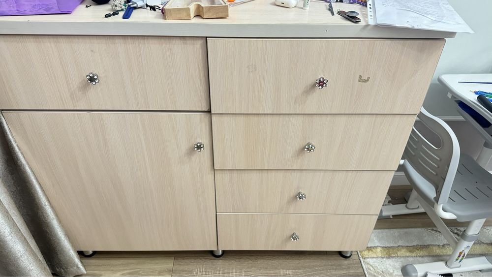 Компьютерный стол со шкафом