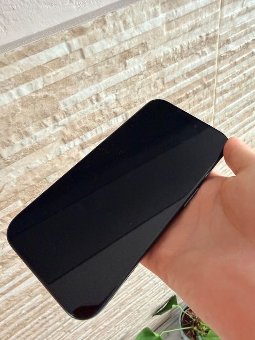 Iphone 15 pro - отлично състояние