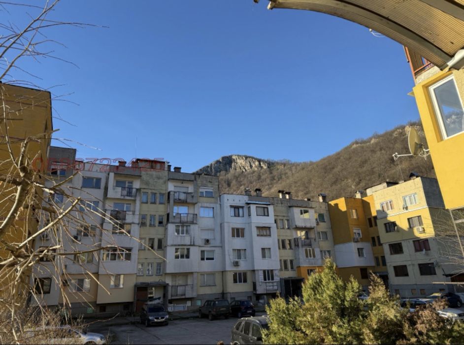 Продава се Тристаен апартамент в Тетевен - 77 кв.м за 285 €/кв.м - Снимка #5