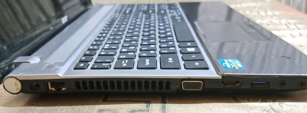 Noutbuk Acer V3-571G